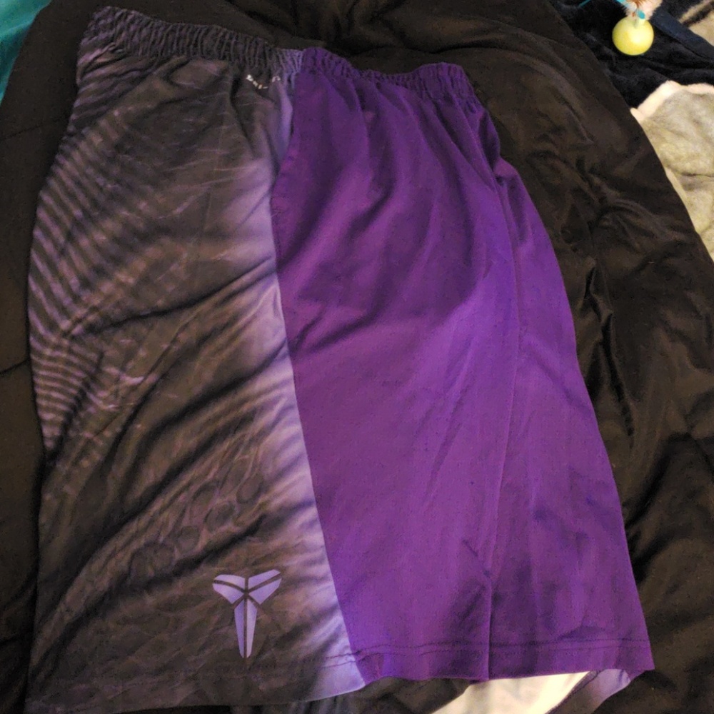Kobe Bryant basketball shorts mens L